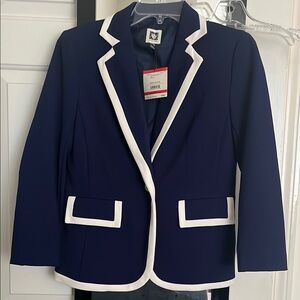 🆕 Navy Blazer